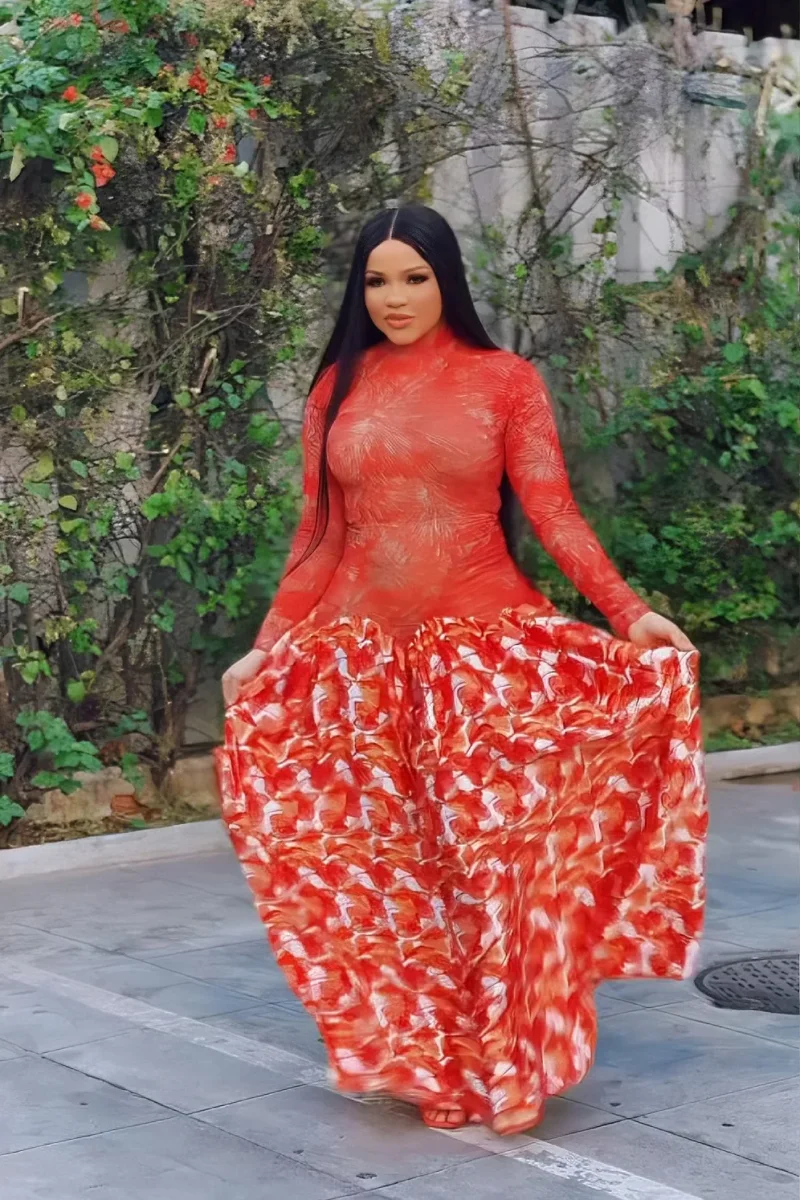 Vibrant Red Sheer Floral Maxi Dress - obrazek 3